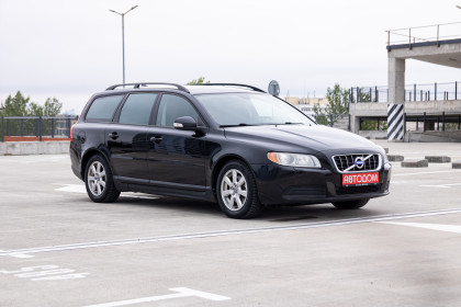 Продажа Volvo V70 III 1.6 MT (109 л.с.) 2010 Черный в Автодом