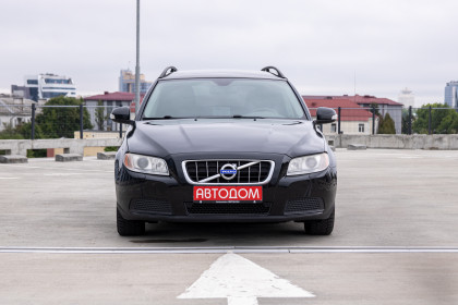 Продажа Volvo V70 III 1.6 MT (109 л.с.) 2010 Черный в Автодом