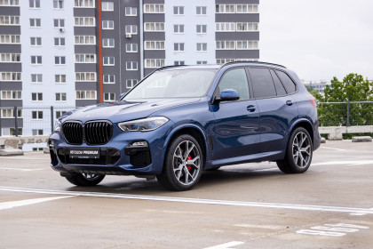 Продажа BMW X5 IV (G05/G18) 40i 3.0 AT (340 л.с.) 2021 Синий в Автодом