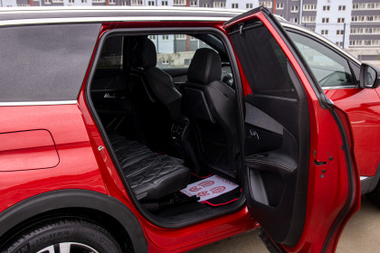 Продажа Peugeot 5008 II 1.5 AT (130 л.с.) 2020 Красный в Автодом