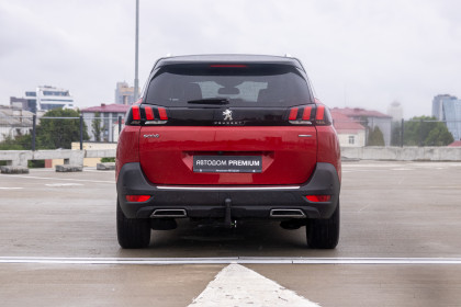 Продажа Peugeot 5008 II 1.5 AT (130 л.с.) 2020 Красный в Автодом