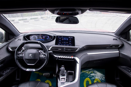 Продажа Peugeot 5008 II 1.5 AT (130 л.с.) 2020 Красный в Автодом