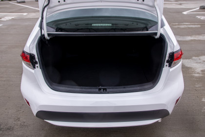 Продажа Toyota Corolla XII (E210) 1.8 CVT (140 л.с.) 2019 Белый в Автодом