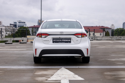 Продажа Toyota Corolla XII (E210) 1.8 CVT (140 л.с.) 2019 Белый в Автодом