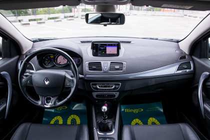 Продажа Renault Megane III Рестайлинг 2 1.5 MT (110 л.с.) 2015 Черный в Автодом