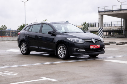 Продажа Renault Megane III Рестайлинг 2 1.5 MT (110 л.с.) 2015 Черный в Автодом