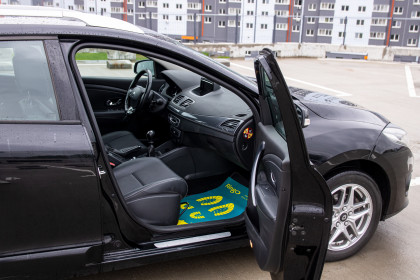 Продажа Renault Megane III Рестайлинг 2 1.5 MT (110 л.с.) 2015 Черный в Автодом