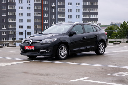 Продажа Renault Megane III Рестайлинг 2 1.5 MT (110 л.с.) 2015 Черный в Автодом