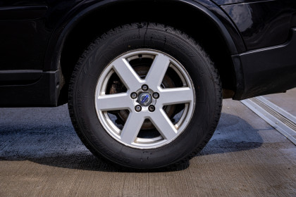 Продажа Volvo XC90 I Рестайлинг 2.4 AT (200 л.с.) 2011 Черный в Автодом