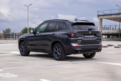 Продажа BMW X3 III (G01) Рестайлинг 30i xDrive 2.0 AT (249 л.с.) 2023 Серый в Автодом