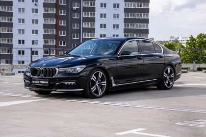 Продажа BMW 7 серии VI (G11/G12) 730Ld xDrive 3.0 AT (265 л.с.) 2016 Черный в Автодом