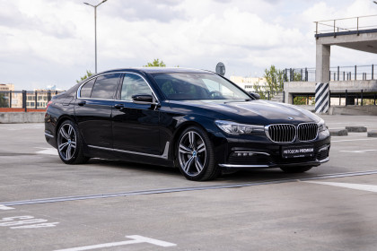 Продажа BMW 7 серии VI (G11/G12) 730Ld xDrive 3.0 AT (265 л.с.) 2016 Черный в Автодом