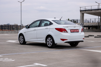 Продажа Hyundai Solaris I Рестайлинг 1.4 MT (107 л.с.) 2014 Белый в Автодом