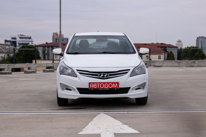 Продажа Hyundai Solaris I Рестайлинг 1.4 MT (107 л.с.) 2014 Белый в Автодом