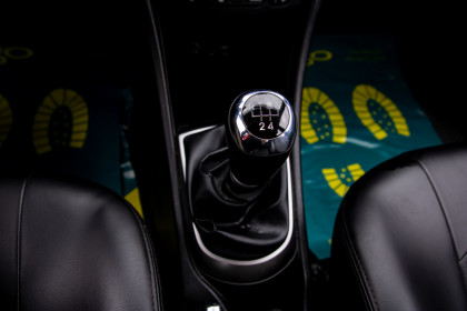 Продажа Hyundai Solaris I Рестайлинг 1.4 MT (107 л.с.) 2014 Белый в Автодом