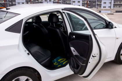 Продажа Hyundai Solaris I Рестайлинг 1.4 MT (107 л.с.) 2014 Белый в Автодом