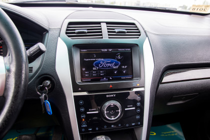 Продажа Ford Explorer V 3.5 AT (294 л.с.) 2012 Черный в Автодом