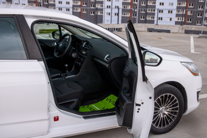 Продажа Citroen C4 II 1.6 MT (115 л.с.) 2014 Белый в Автодом