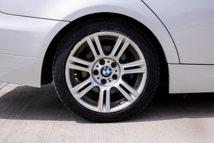 Продажа BMW 3 серии V (E90/E91/E92/E93) Рестайлинг 320d 2.0 AT (184 л.с.) 2011 Серебристый в Автодом
