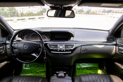 Продажа Mercedes-Benz S-Класс V (W221) Рестайлинг 500 4.7 AT (435 л.с.) 2012 Белый в Автодом