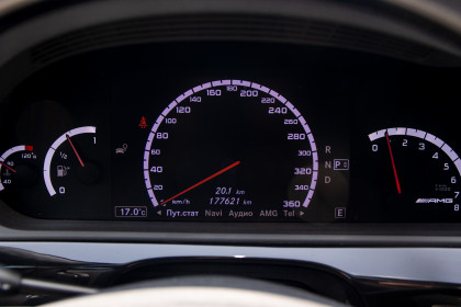 Продажа Mercedes-Benz S-Класс V (W221) Рестайлинг 500 4.7 AT (435 л.с.) 2012 Белый в Автодом