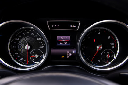 Продажа Mercedes-Benz GLS I (X166) 350 d 3.0 AT (249 л.с.) 2017 Черный в Автодом