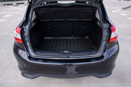 Продажа Nissan Tiida II 1.6 MT (117 л.с.) 2015 Черный в Автодом