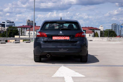 Продажа Peugeot 308 II 1.6 MT (115 л.с.) 2015 Серый в Автодом