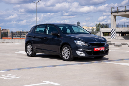 Продажа Peugeot 308 II 1.6 MT (115 л.с.) 2015 Серый в Автодом