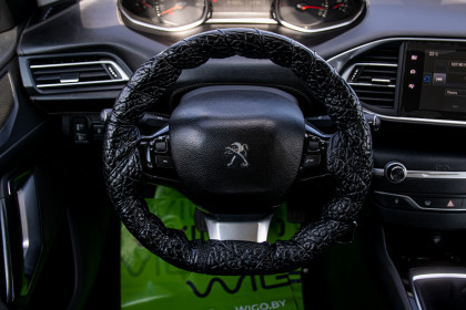 Продажа Peugeot 308 II 1.6 MT (115 л.с.) 2015 Серый в Автодом