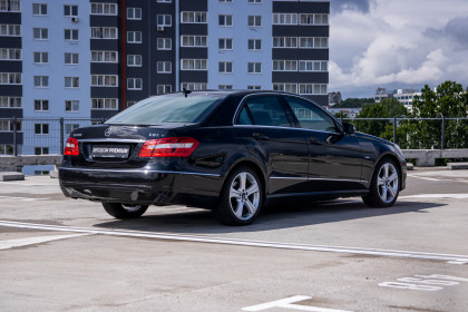 Продажа Mercedes-Benz E-Класс IV (W212, S212, C207) 220 5G-Tronic 2.1 AT (170 л.с.) 2009 Черный в Автодом