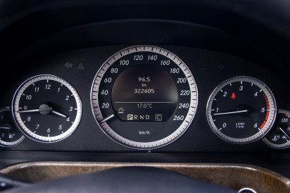 Продажа Mercedes-Benz E-Класс IV (W212, S212, C207) 220 5G-Tronic 2.1 AT (170 л.с.) 2009 Черный в Автодом