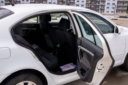 Продажа Skoda Octavia II (A5) Рестайлинг 1.6 MT (102 л.с.) 2011 Белый в Автодом