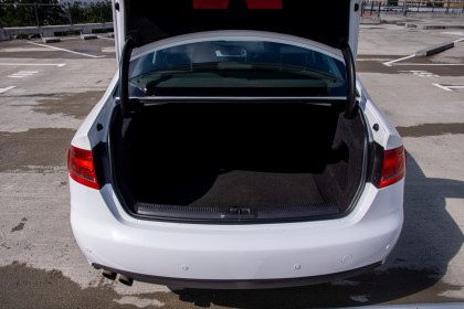 Продажа Audi A4 IV (B8) 1.8 CVT (120 л.с.) 2011 Белый в Автодом