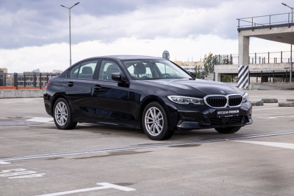 Продажа BMW 3 серии VII (G2x) 320d xDrive 2.0 AT (190 л.с.) 2020 Черный в Автодом