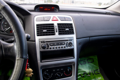 Продажа Peugeot 307 I Рестайлинг 1.6 MT (109 л.с.) 2006 Серебристый в Автодом
