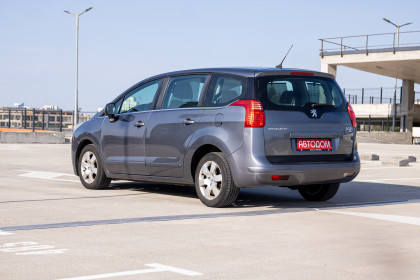 Продажа Peugeot 5008 I 1.6 AMT (112 л.с.) 2011 Серый в Автодом