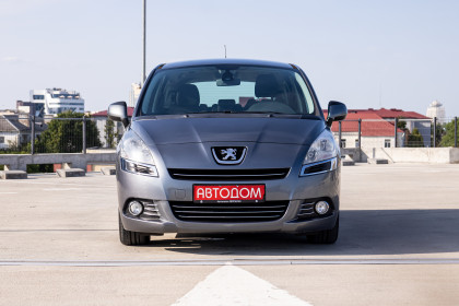 Продажа Peugeot 5008 I 1.6 AMT (112 л.с.) 2011 Серый в Автодом