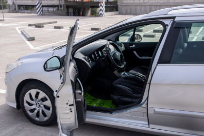 Продажа Peugeot 308 I 1.6 AT (120 л.с.) 2009 Серебристый в Автодом