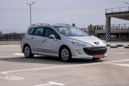 Продажа Peugeot 308 I 1.6 AT (120 л.с.) 2009 Серебристый в Автодом