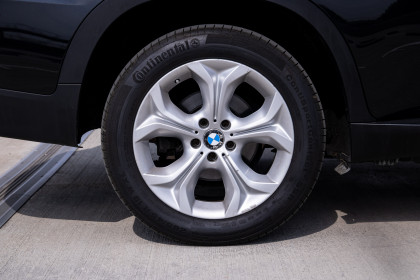 Продажа BMW X5 II (E70) Рестайлинг 40d 3.0 AT (306 л.с.) 2011 Черный в Автодом