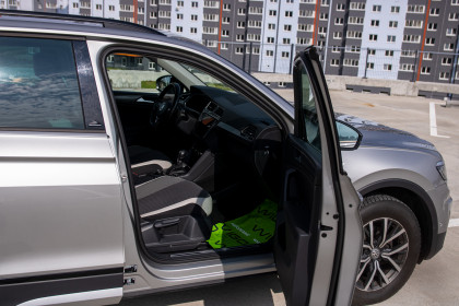 Продажа Volkswagen Tiguan II 1.4 AMT (150 л.с.) 2019 Серебристый в Автодом