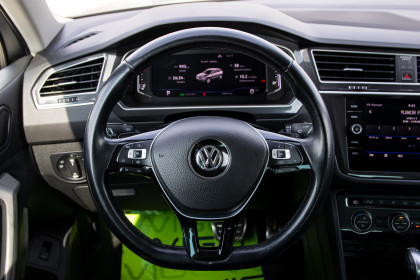Продажа Volkswagen Tiguan II 1.4 AMT (150 л.с.) 2019 Серебристый в Автодом