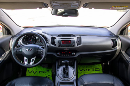 Продажа Kia Sportage III Рестайлинг 2.0 AT (150 л.с.) 2014 Оранжевый в Автодом