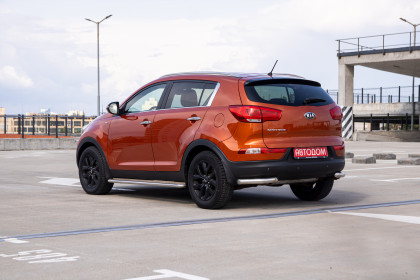 Продажа Kia Sportage III Рестайлинг 2.0 AT (150 л.с.) 2014 Оранжевый в Автодом