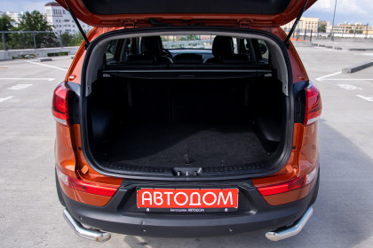 Продажа Kia Sportage III Рестайлинг 2.0 AT (150 л.с.) 2014 Оранжевый в Автодом