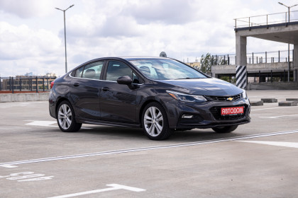 Продажа Chevrolet Cruze II 1.4 AT (153 л.с.) 2017 Серый в Автодом