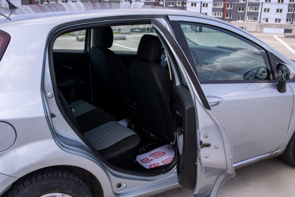 Продажа Fiat Punto III Grande Punto 1.2 MT (75 л.с.) 2009 Серебристый в Автодом