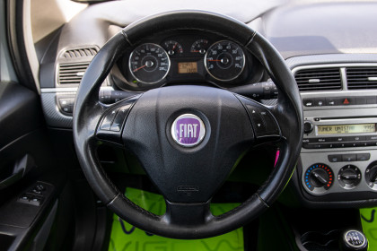 Продажа Fiat Punto III Grande Punto 1.2 MT (75 л.с.) 2009 Серебристый в Автодом