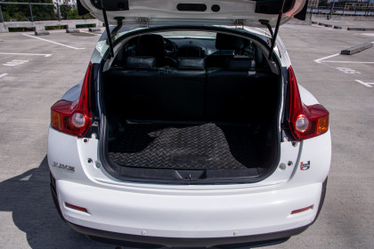 Продажа Nissan Juke I 1.6 CVT (117 л.с.) 2012 Белый в Автодом
